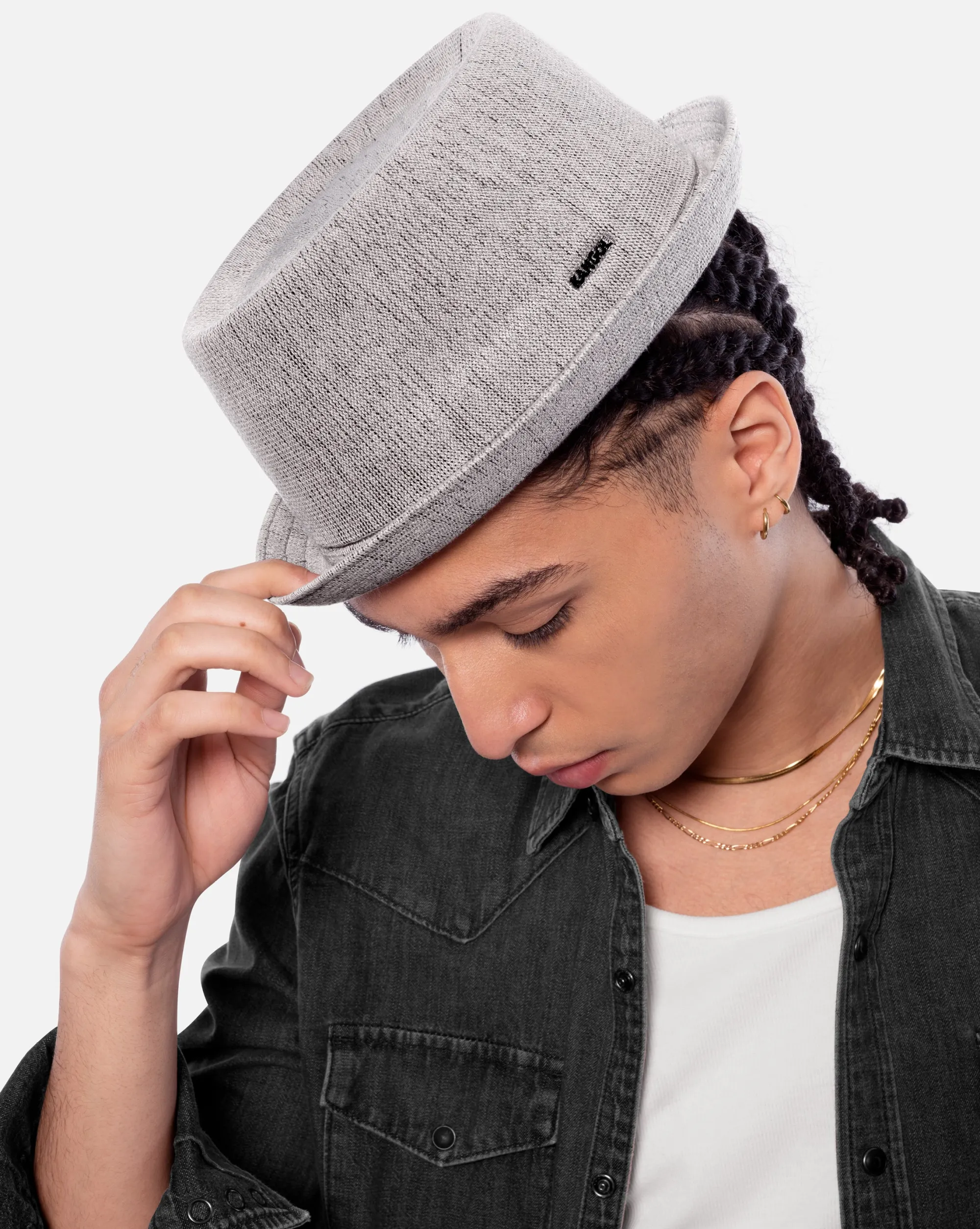 Bamboo Mowbray-Kangol Hot